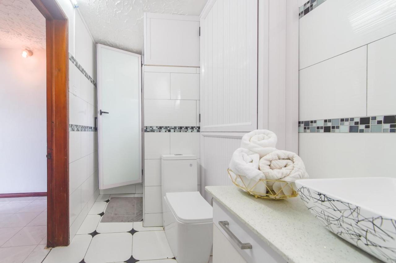 La Joliette Villa Pereybere - Refurbished in 2022 Pereybere Beach Exterior foto